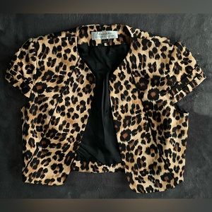 Tahari leopard print bolero jacket. Size 4